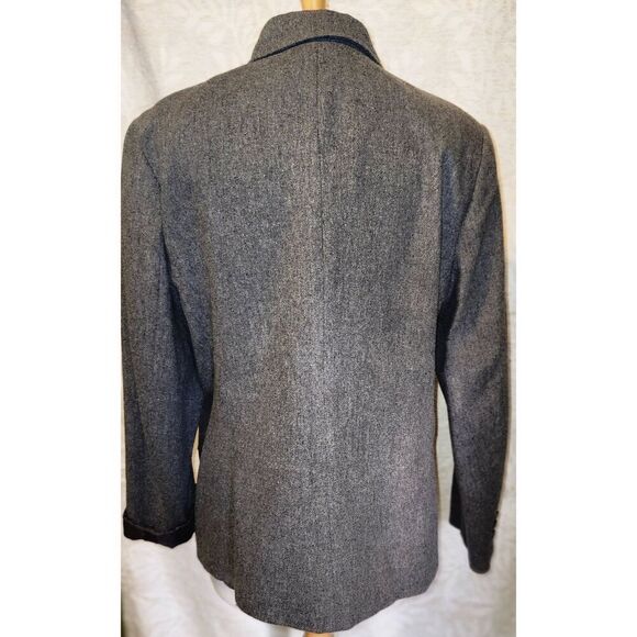 J29  White Stag 100% wool blazer - Picture 6 of 10